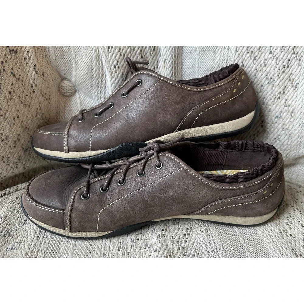 LL Bean Sneaker Womens 9.5 M Brown Leather Shoes Athletic Casual Lace Up Outdoor